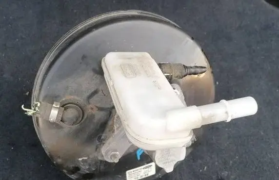 Ford Fiesta Brake booster 0204054083 07937A1809 8V512B195LF