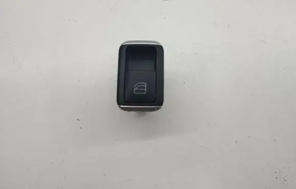 Mercedes-Benz B W246 W242 Electric window control switch 10075074 10023289