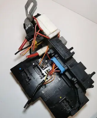 Mercedes-Benz E W212 Fuse module 5dk01102314 2129015205 2129003922