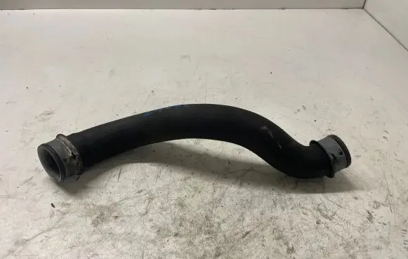 Mercedes-Benz C W204 Engine coolant pipe/hose A2045011582