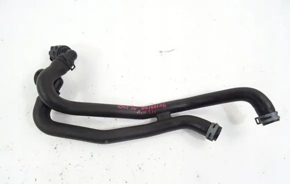 Skoda Octavia Mk4 Engine coolant pipe/hose 5Q0121156D