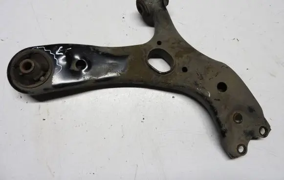 Toyota Verso Front control arm