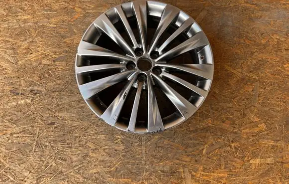 Toyota Highlander XU70 R20 alloy rim 4261A0E150 P010PKK