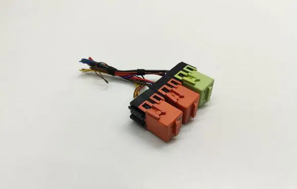 BMW 5 E60 E61 Other relay 61368373700 8373700 1742690