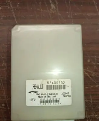 Renault Laguna III Air conditioner control unit module 52409202 a05010a8400004