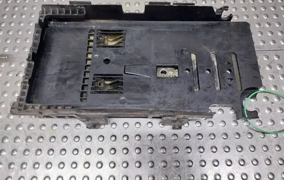 Ford Mondeo MK IV Battery box tray S26380394 6G9110723AF