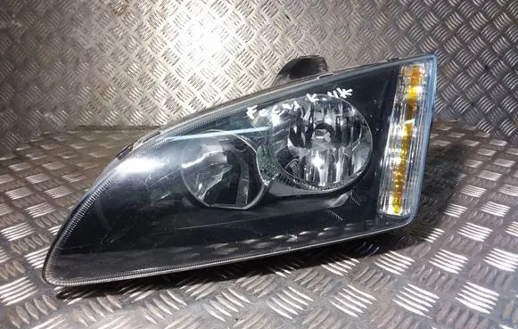 Ford Focus Headlight/headlamp 4M5113W030KC