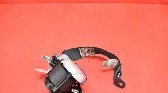 Honda CR-V Front seatbelt 6073543