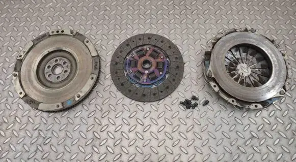 Mazda 3 II Clutch set kit 5E21AK3083 5E18APE01