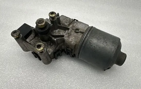 Audi A4 S4 B6 8E 8H Front wiper linkage 8E1955119