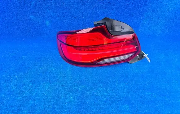 BMW 2 F22 F23 Rear/tail lights 7420991
