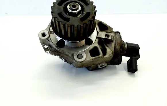KIA Ceed Fuel injection high pressure pump 331002U000