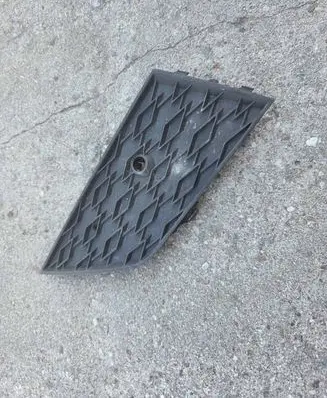 Skoda Octavia Mk4 Front bumper lower grill 5E3807681E
