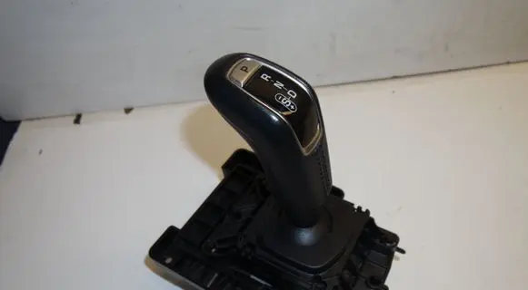 Jaguar E-Pace Gear shifter/selector J9C37E453AA