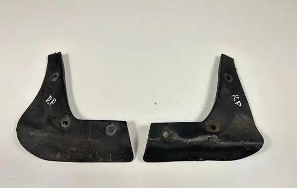 Maserati Quattroporte Mudguards set 69639700 69639600