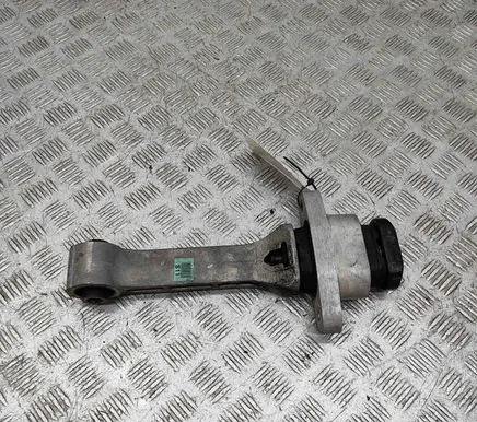 Hyundai Santa Fe Engine mount bracket 21950S1100