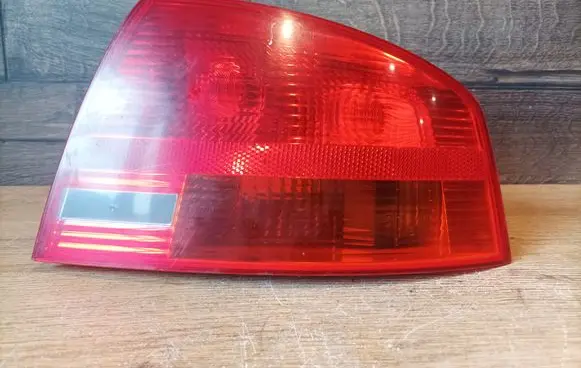 Audi A4 S4 B7 8E 8H Rear/tail lights 8E5945096