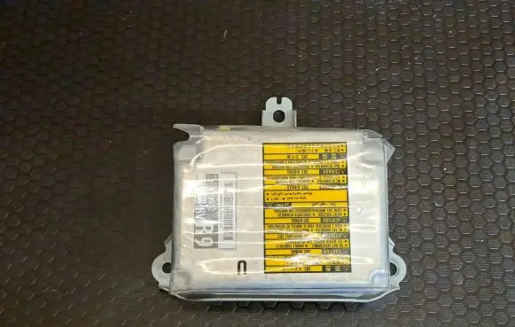 Lexus RX 330 - 350 - 400H Airbag control unit/module 8917048160 1523007612 02761206REM