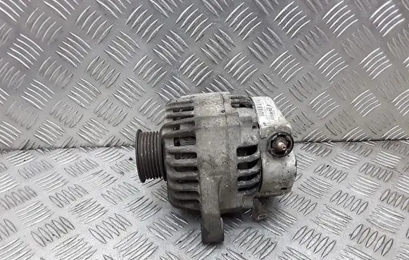 Toyota Yaris Generator/alternator 270600j040
