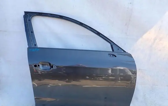 Audi A4 S4 B9 8W Front door