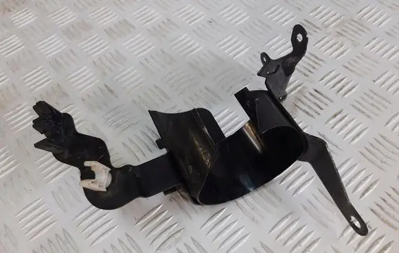 Nissan Pulsar Fuel filter bracket/mount holder 