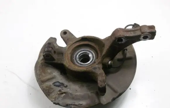 Suzuki SX4 Front wheel hub spindle knuckle 