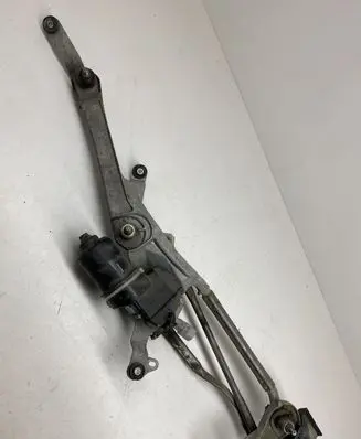 Lexus RX 450H Front wiper linkage 8511048200