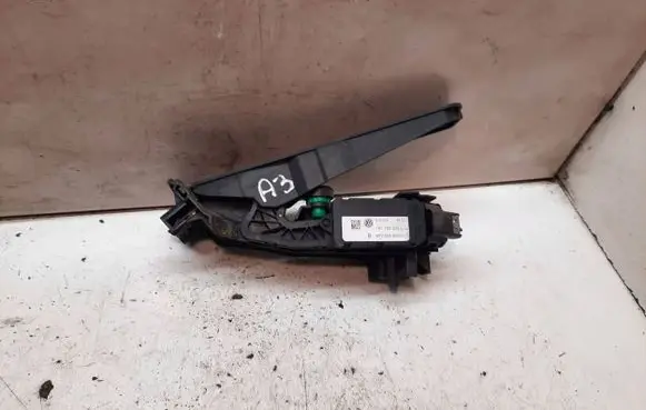 Audi A3 S3 8P Accelerator throttle pedal 1K1723503L 6PV00860001