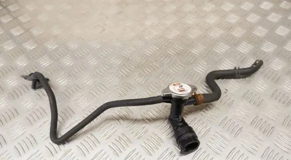 Lexus ES 250 - 300 - 330 Engine coolant pipe/hose 1689725030 1628225021 1628325032