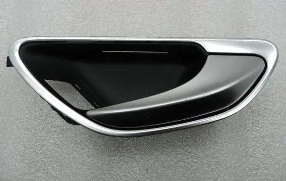Mercedes-Benz C W205 Front door card panel trim A2057600200 A20576004009051