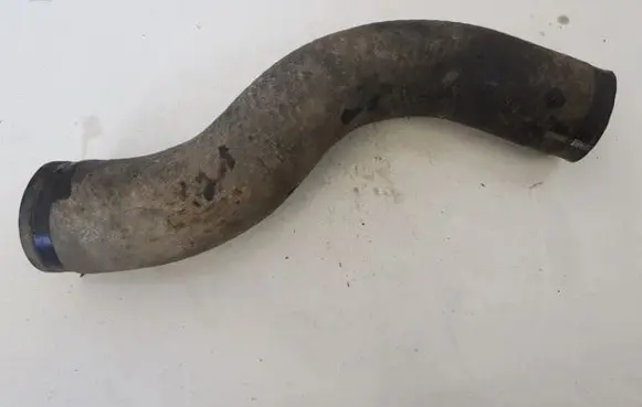 Toyota Avensis Verso Intercooler hose/pipe