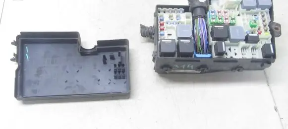 Ford Kuga II Fuse box set