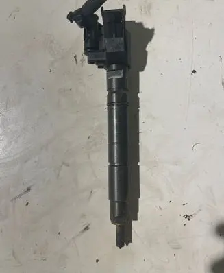 Land Rover Discovery 4 - LR4 Fuel injector 9X2Q9K546DB 0445116 S6MDFDG