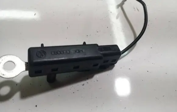 Volkswagen PASSAT CC Sensor 