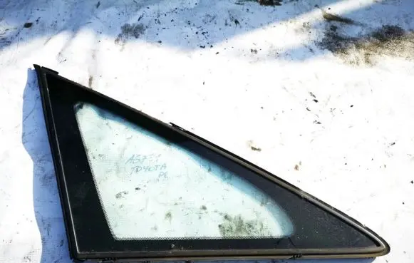 Toyota Previa (XR30, XR40) II Front triangle window/glass 