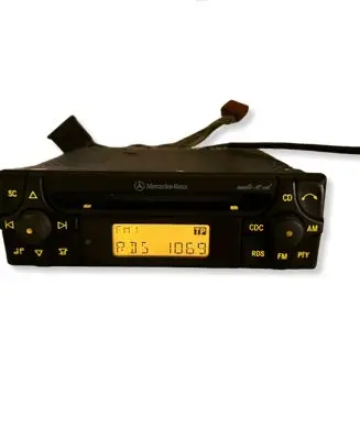 Mercedes-Benz C W202 Radio/CD/DVD/GPS head unit A1708200386 020530 MF2910