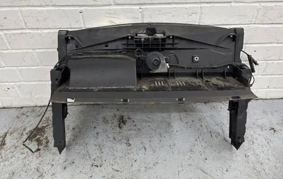 Volkswagen Multivan T7 Radiator support slam panel bracket 7T0800718