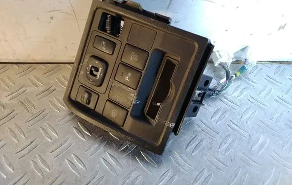 Toyota Land Cruiser (J200) A set of switches 5554852030