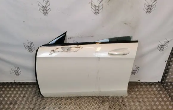 Door (2 Door Coupe)