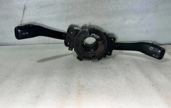 Audi A3 S3 8L Wiper turn signal indicator stalk/switch 8L0953513G