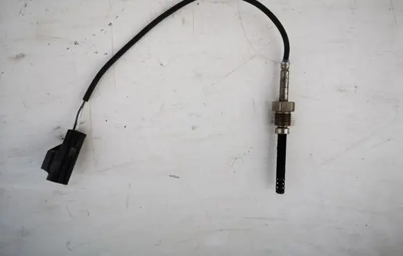 Volvo S80 Lambda probe sensor 30713739 0813640302288