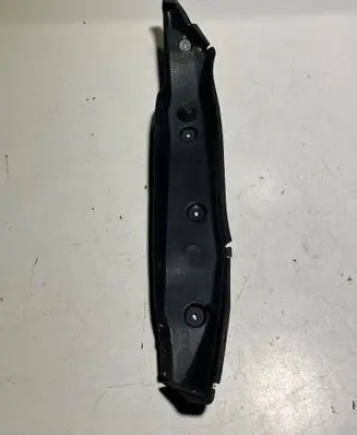 Mercedes-Benz B W246 W242 Fender end trim A2468891025 BBP198904