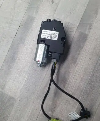 Sunroof motor/actuator