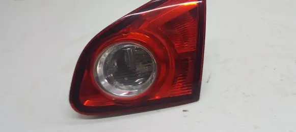Nissan Qashqai Tailgate rear/tail lights 89071064