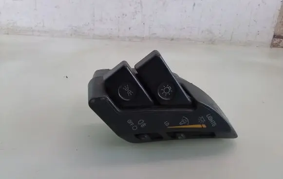 Fiat Punto (188) Light switch