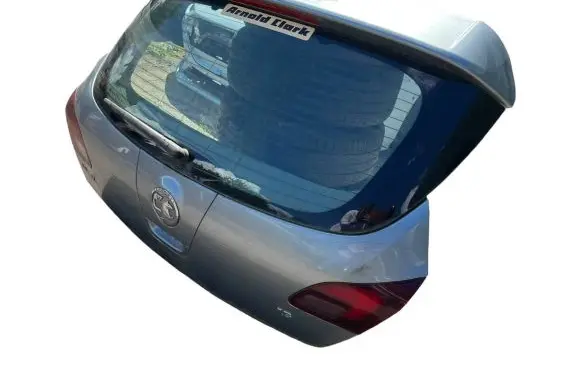 Opel Astra J Tailgate/trunk/boot lid