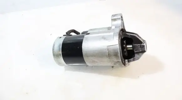 Mazda 3 III Starter motor M000T89281