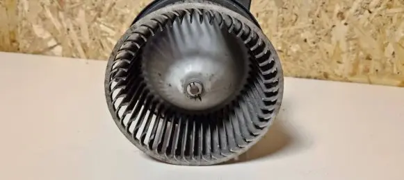 Mazda 626 Heater fan/blower 894000