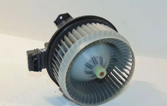 Dodge Journey Heater fan/blower 05191743 AY272700510