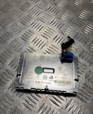 Peugeot 2008 II Wireless charging module 9833986680